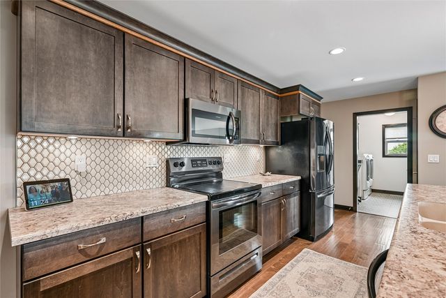 3615 Bluebird Drive SW, Cedar Rapids, IA 52404