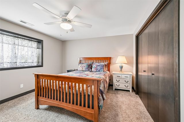 3615 Bluebird Drive SW, Cedar Rapids, IA 52404