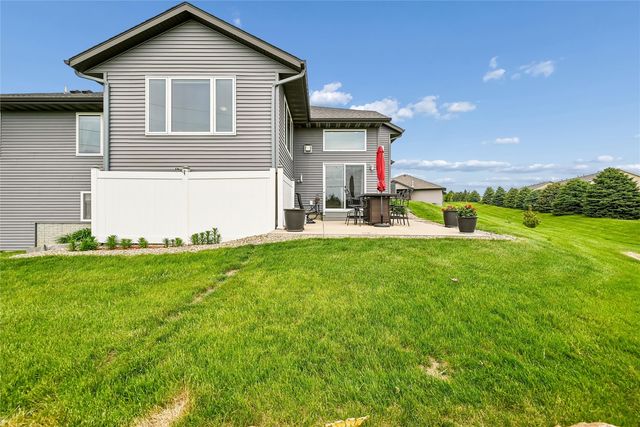3615 Bluebird Drive SW, Cedar Rapids, IA 52404