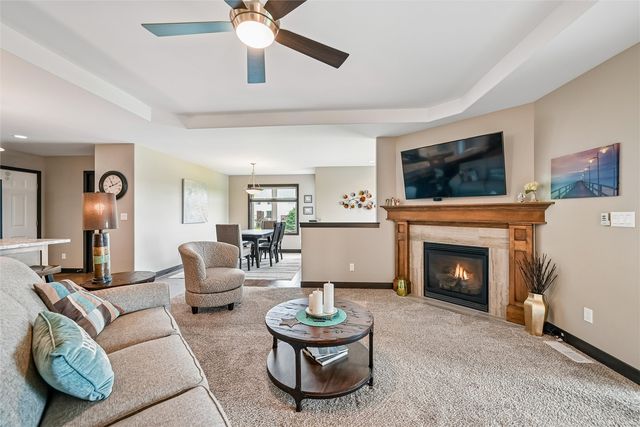 3615 Bluebird Drive SW, Cedar Rapids, IA 52404
