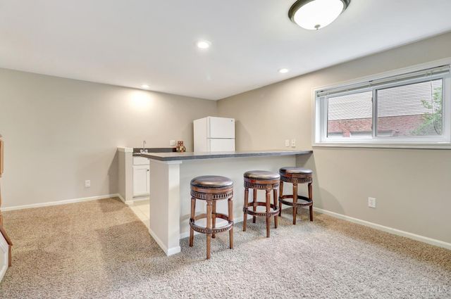 6215 Holly Hill Lane, West Chester, OH 45069