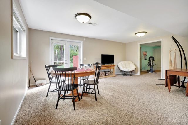 6215 Holly Hill Lane, West Chester, OH 45069