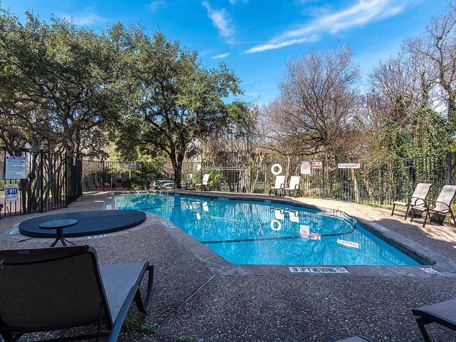 802 S 1st ST 206, Austin, TX 78704