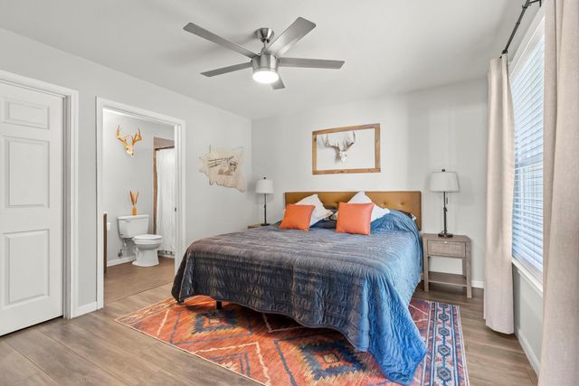 119 Arrowhead CT, Bastrop, TX 78602