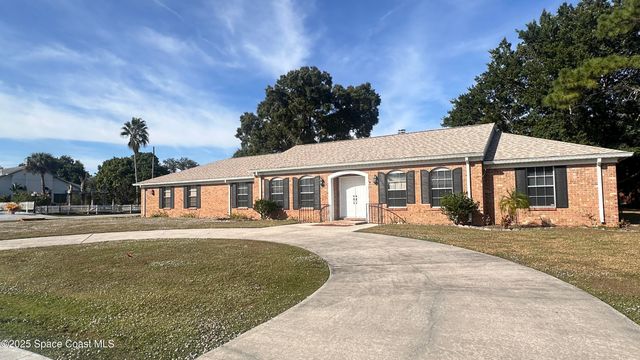 301 Nesbitt Street NE, Palm Bay, FL 32907