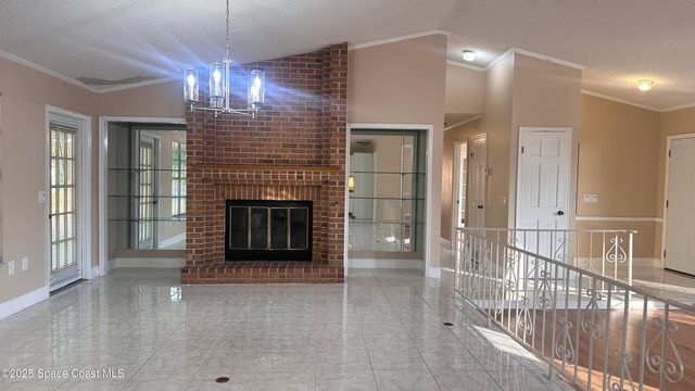 301 Nesbitt Street NE, Palm Bay, FL 32907