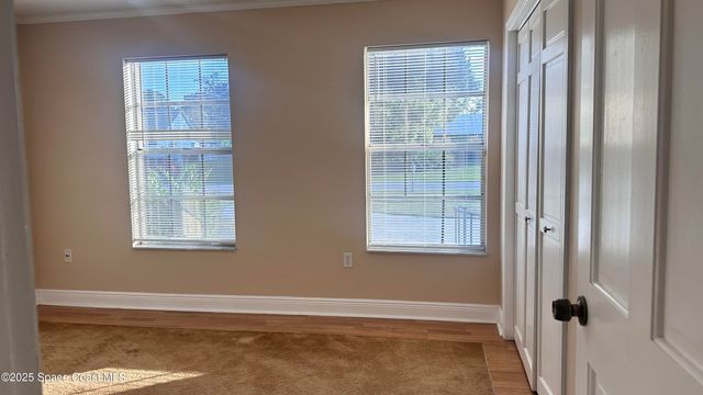 301 Nesbitt Street NE, Palm Bay, FL 32907