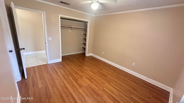 301 Nesbitt Street NE, Palm Bay, FL 32907