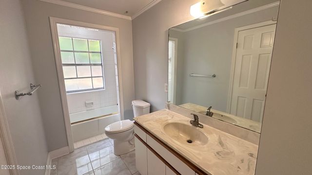 301 Nesbitt Street NE, Palm Bay, FL 32907