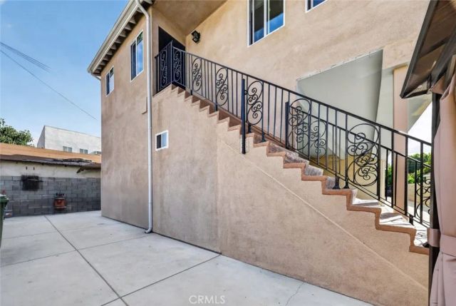 1175 N Alexandria Avenue, Los Angeles, CA 90029