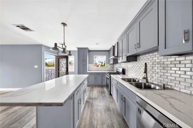 1175 N Alexandria Avenue, Los Angeles, CA 90029