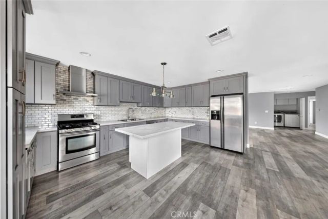 1175 N Alexandria Avenue, Los Angeles, CA 90029
