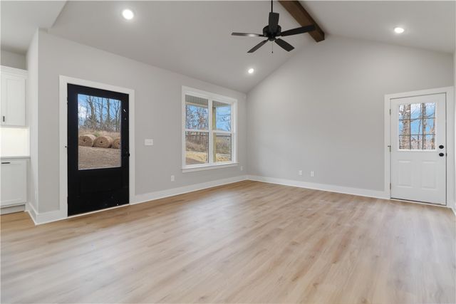 15 Whithorn Drive, Bella Vista, AR 72715