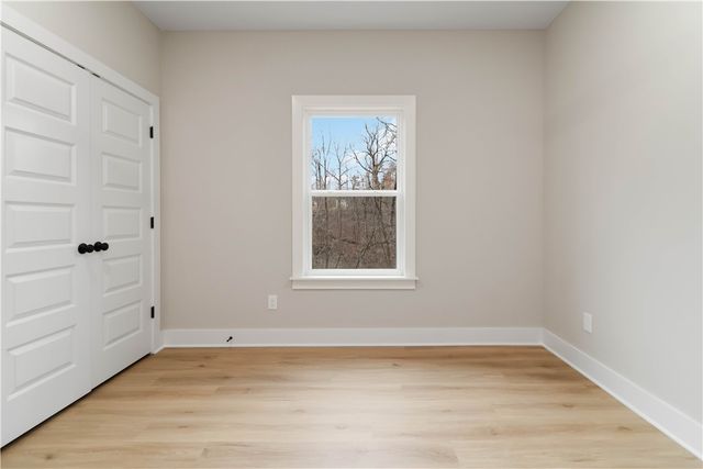 15 Whithorn Drive, Bella Vista, AR 72715