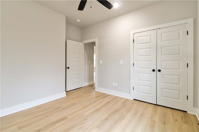 15 Whithorn Drive, Bella Vista, AR 72715