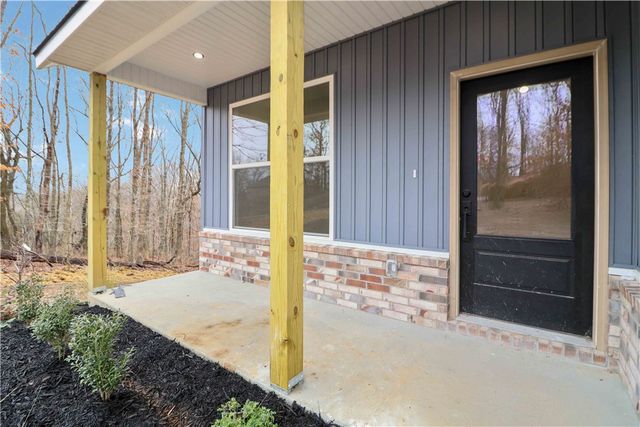 15 Whithorn Drive, Bella Vista, AR 72715