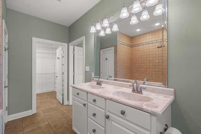 348 Cameron, Hattiesburg, MS 39402