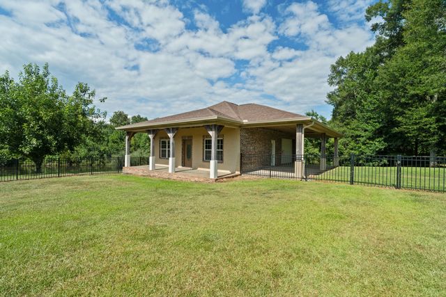 348 Cameron, Hattiesburg, MS 39402
