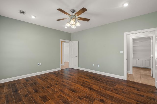 348 Cameron, Hattiesburg, MS 39402