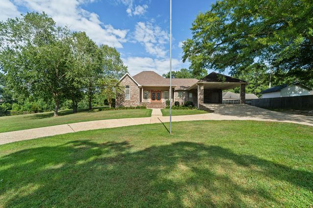 348 Cameron, Hattiesburg, MS 39402