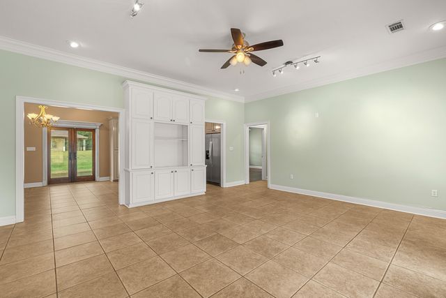 348 Cameron, Hattiesburg, MS 39402