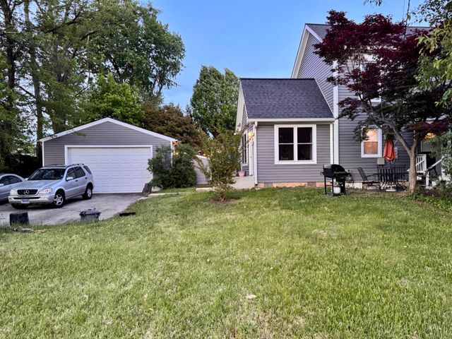 1200 CLAGETT DR, Rockville, MD 20851