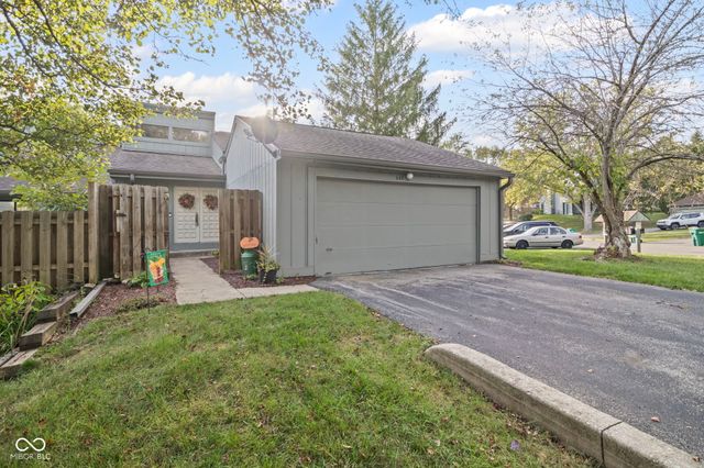640 Blossom Drive, Avon, IN 46123