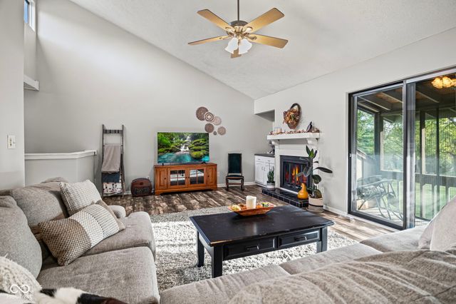 640 Blossom Drive, Avon, IN 46123