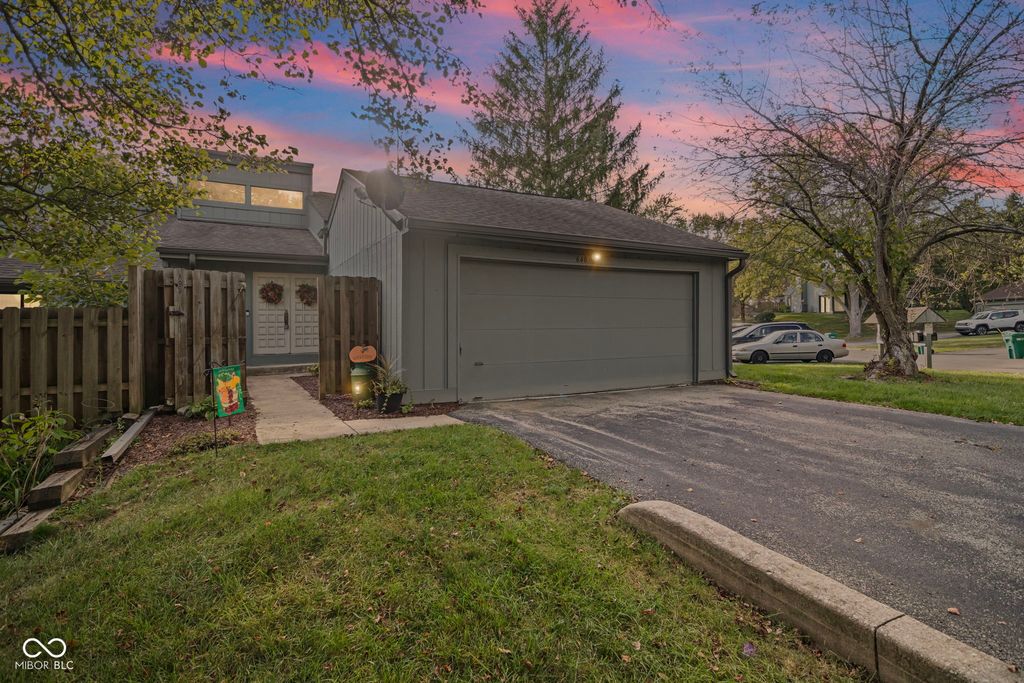 640 Blossom Drive, Avon, IN 46123