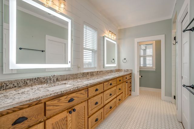 375 J B Vandiver Loop, Moody, TX 76557