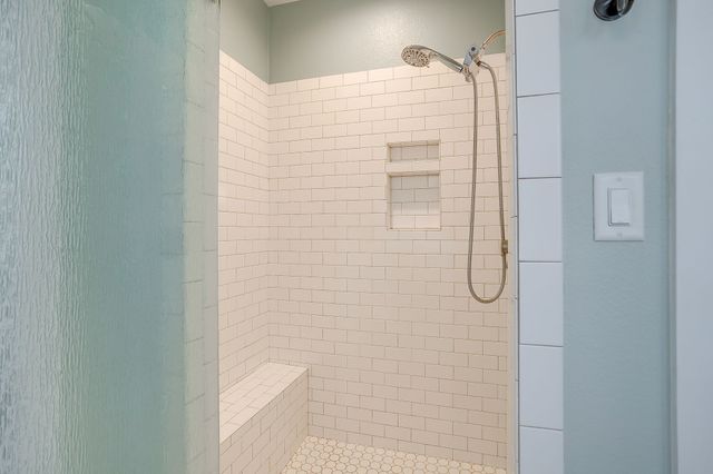 375 J B Vandiver Loop, Moody, TX 76557