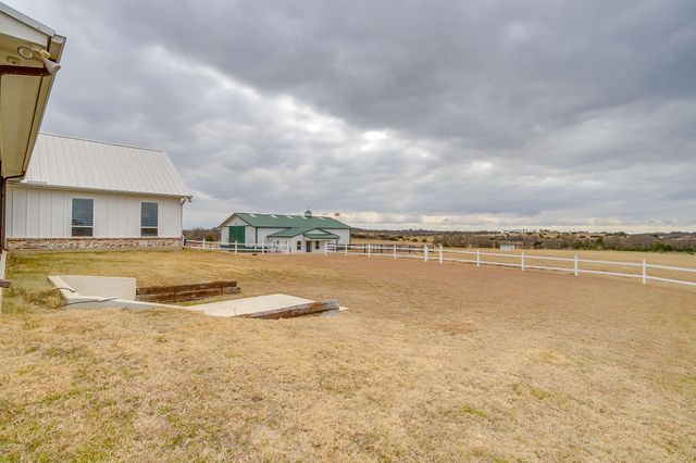 375 J B Vandiver Loop, Moody, TX 76557