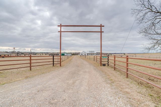 375 J B Vandiver Loop, Moody, TX 76557