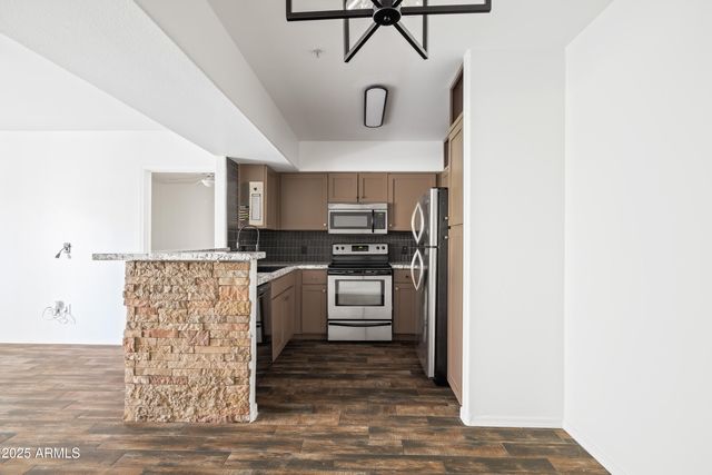 1295 N ASH Street 817, Gilbert, AZ 85233