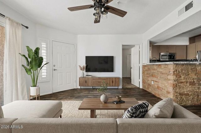 1295 N ASH Street 817, Gilbert, AZ 85233