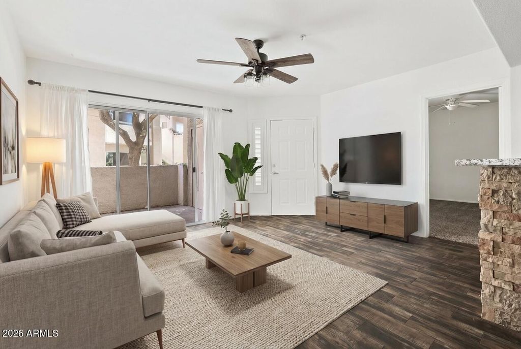 1295 N ASH Street 817, Gilbert, AZ 85233