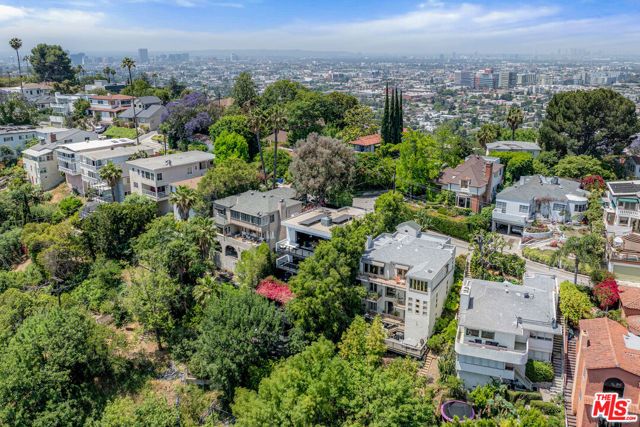 2300 Ronda Vista Drive, Los Angeles, CA 90027