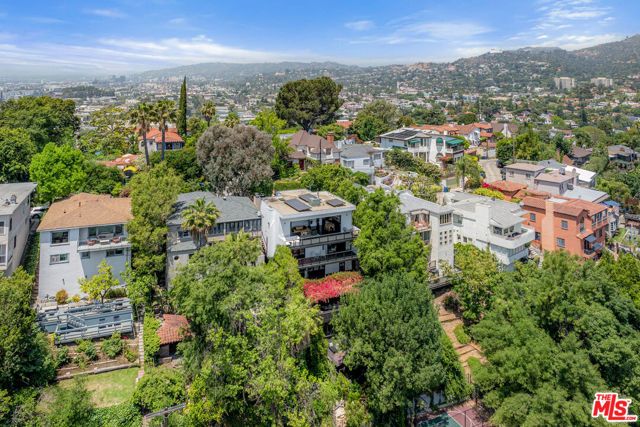 2300 Ronda Vista Drive, Los Angeles, CA 90027
