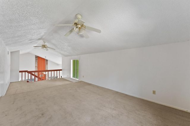 7715 Candlegreen Lane, Houston, TX 77071