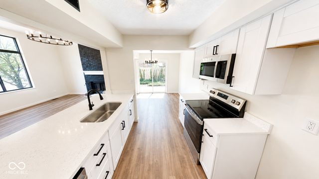 318 E Saint Clair Street, Indianapolis, IN 46202
