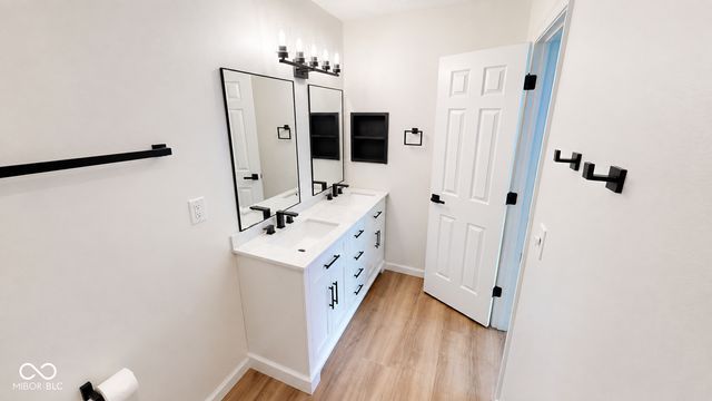 318 E Saint Clair Street, Indianapolis, IN 46202