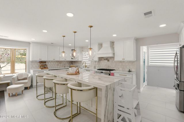 24 Butterfly Road, Jackson, NJ 08527