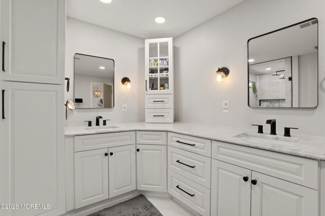 24 Butterfly Road, Jackson, NJ 08527