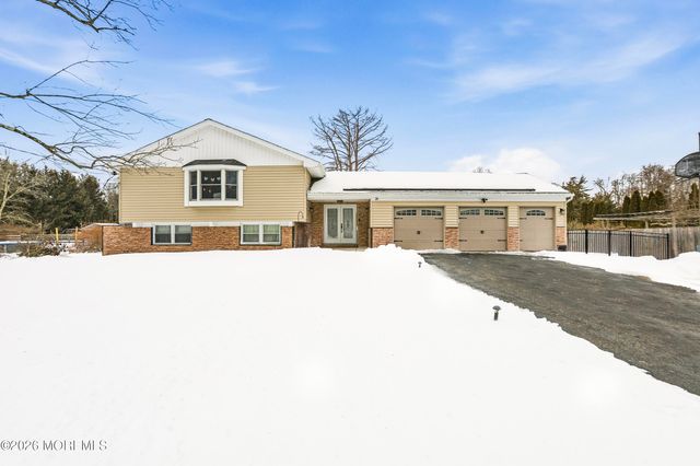 24 Butterfly Road, Jackson, NJ 08527