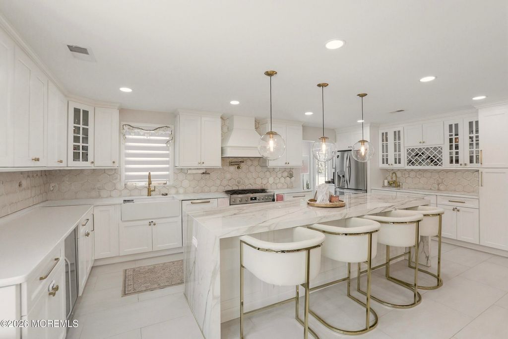 24 Butterfly Road, Jackson, NJ 08527