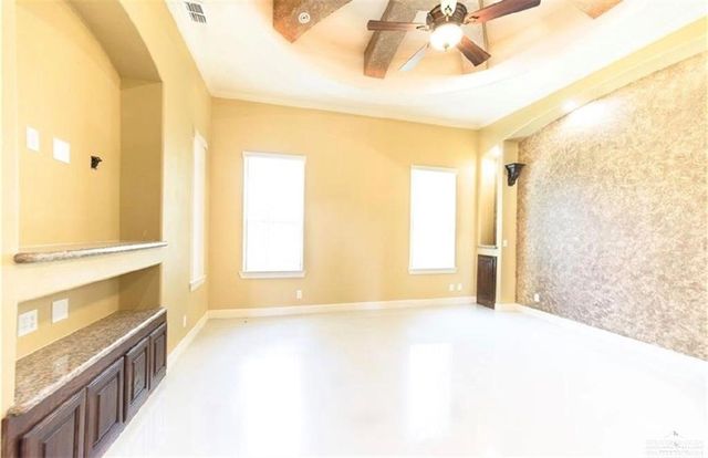 22111 N Val Verde Road, Edinburg, TX 78542