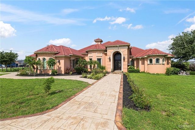 22111 N Val Verde Road, Edinburg, TX 78542