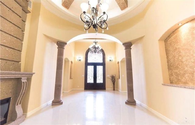22111 N Val Verde Road, Edinburg, TX 78542