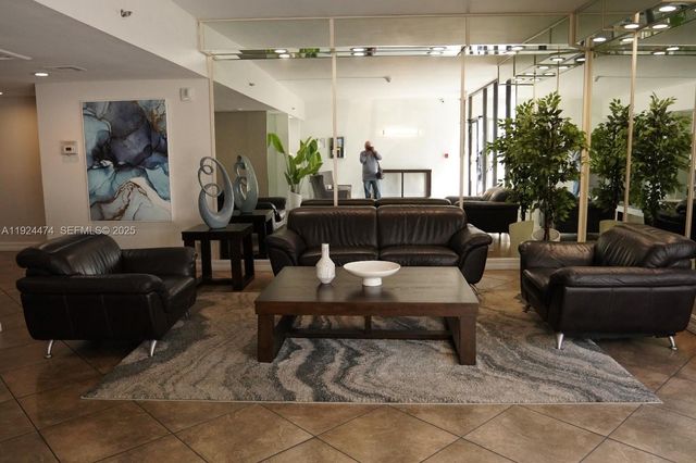 16570 NE 26th Ave 5G BOAT SLIP INCLUDED, North Miami Beach, FL 33160