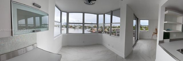 16570 NE 26th Ave 5G BOAT SLIP INCLUDED, North Miami Beach, FL 33160